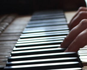 play-me-piano